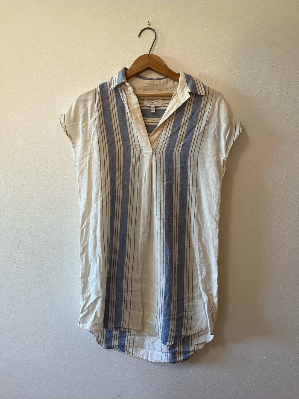 Banana Republic Cream & Blue Striped Collared Dress